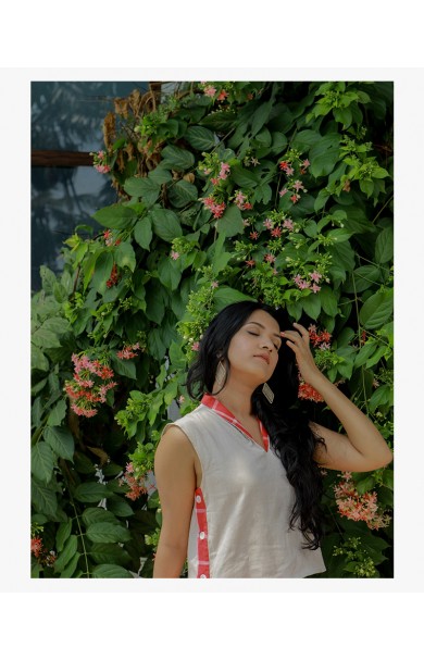 PANSY CONTRAST LINEN TOP