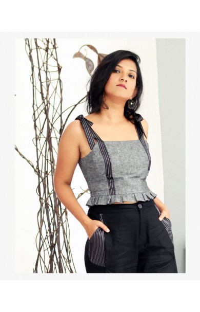 VIOLA FRILLY LINEN CROP TOP